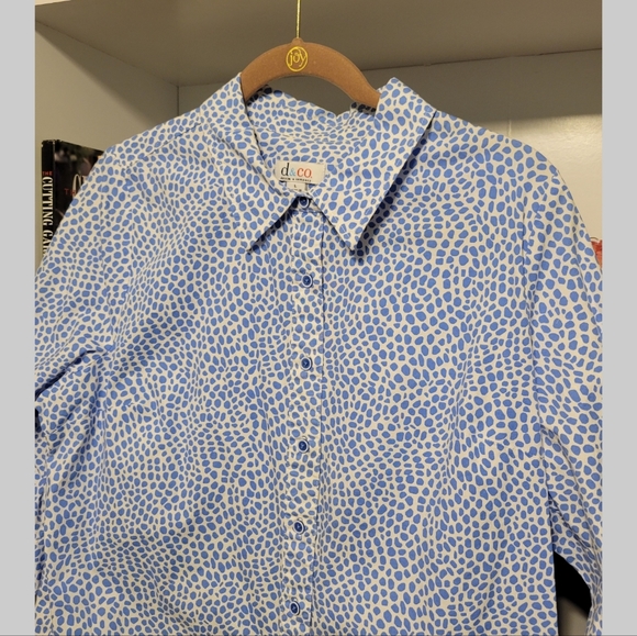 D&Co Blue Stone Button Down- Size Large (14)- Cotton - Picture 3 of 4